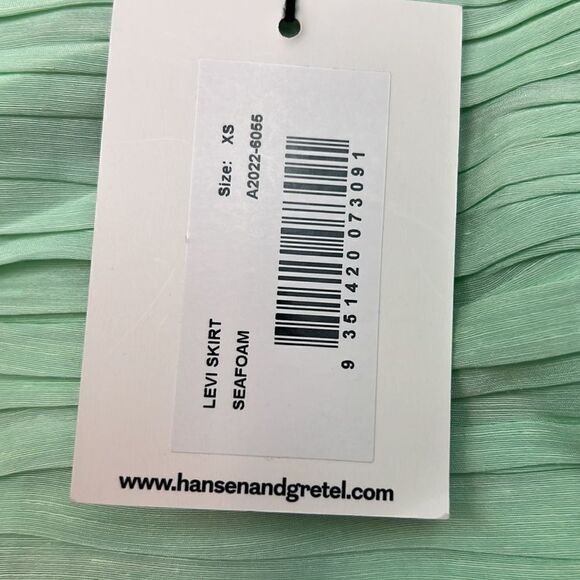 Hansen and Gretel Seafoam green Levi silk Skirt NWT - Picture 11 of 16
